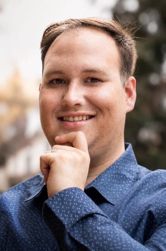 Photo de Logan CHALTE, voyant spécialisé en Médiumnité, Astrologie, Voyance